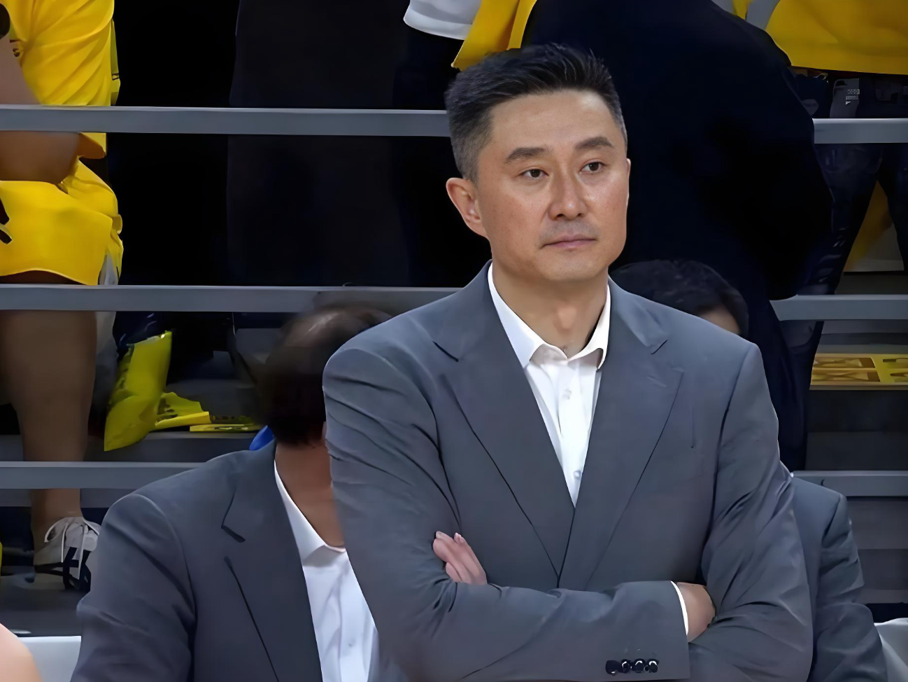 九游体育-遗憾！杜锋太迷恋1人，导致广东队满盘皆输